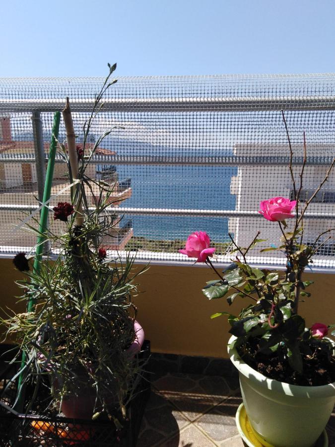 Down Town Luxury Apartment ساراندا المظهر الخارجي الصورة