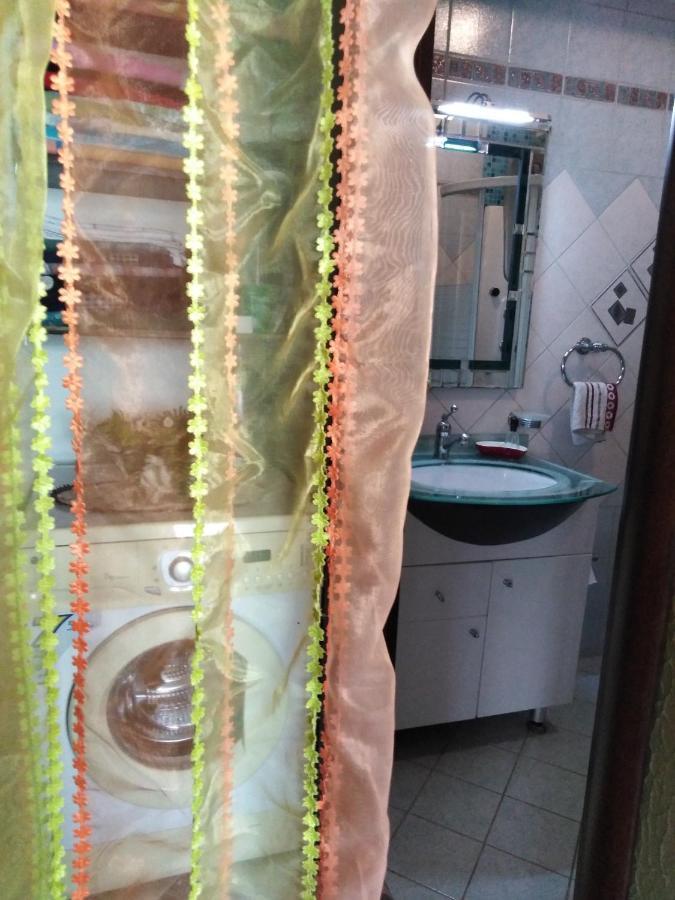 Down Town Luxury Apartment ساراندا المظهر الخارجي الصورة